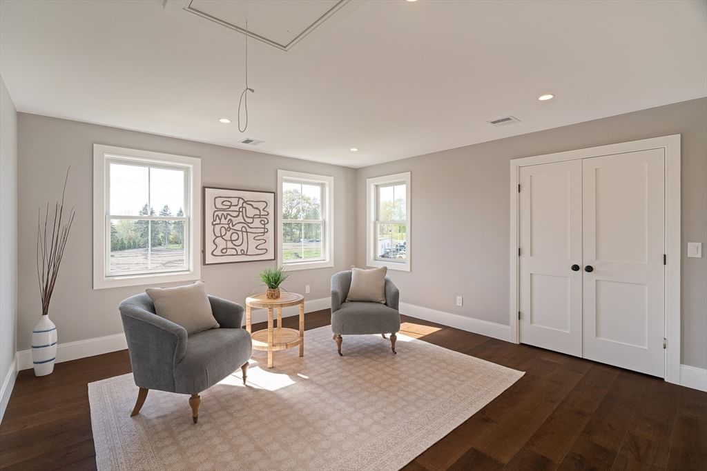 17 Wyndemere Lane Natick — Photo 26 of 38