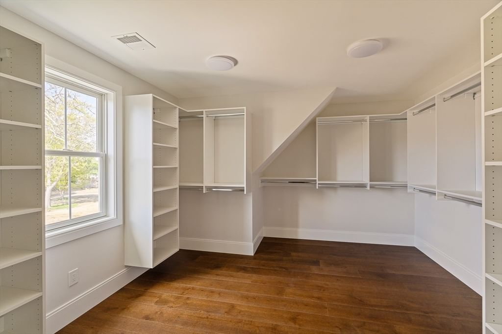 17 Wyndemere Lane Natick — Photo 30 of 38