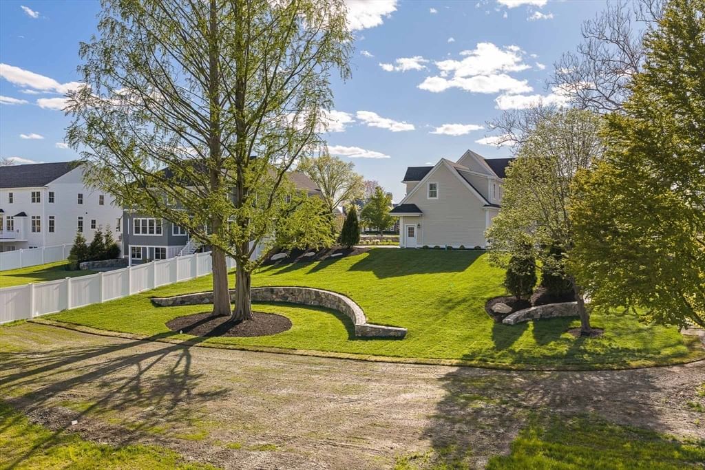 17 Wyndemere Lane Natick — Photo 38 of 38