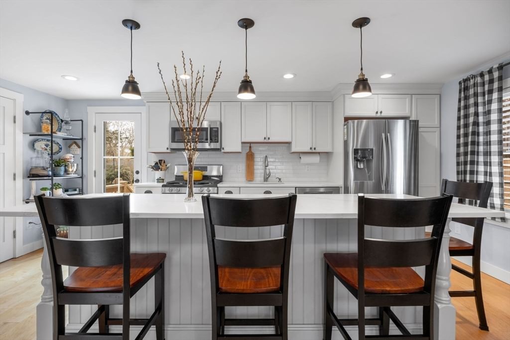 182 Woods Hole Rd, Falmouth, MA 02540 photo 2