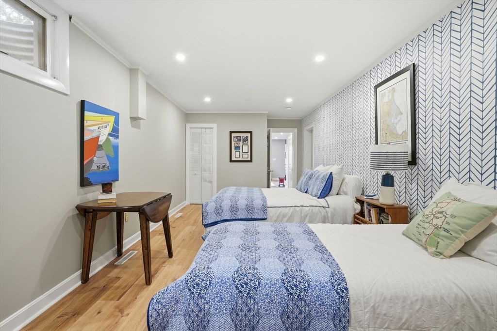 180 Chestnut St Duxbury — Photo 36 of 42
