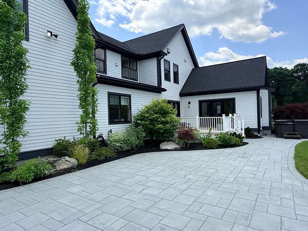 4 Dairy Farm Ln Southborough — Photo 41 of 42