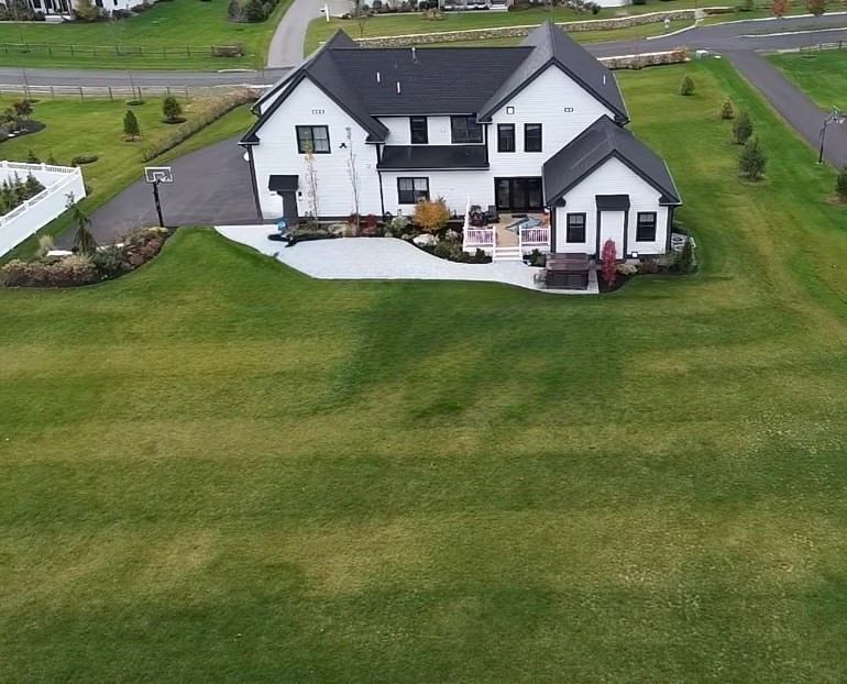 4 Dairy Farm Ln Southborough — Photo 42 of 42