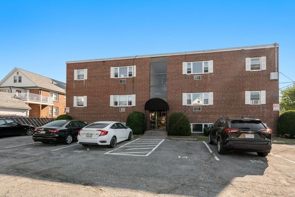 297 Main St #3 Medford — Photo 17 of 27
