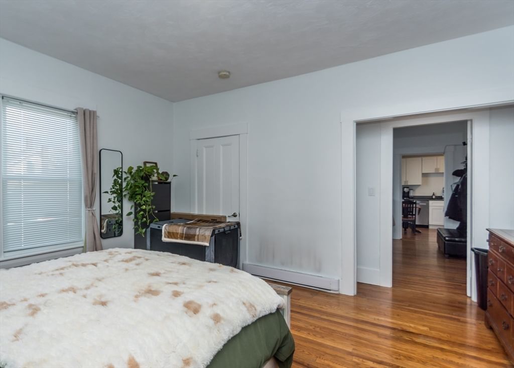 252-254 Crescent Street Waltham — Photo 11 of 23