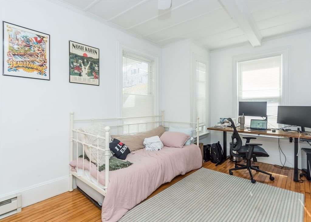 252-254 Crescent Street Waltham — Photo 14 of 23