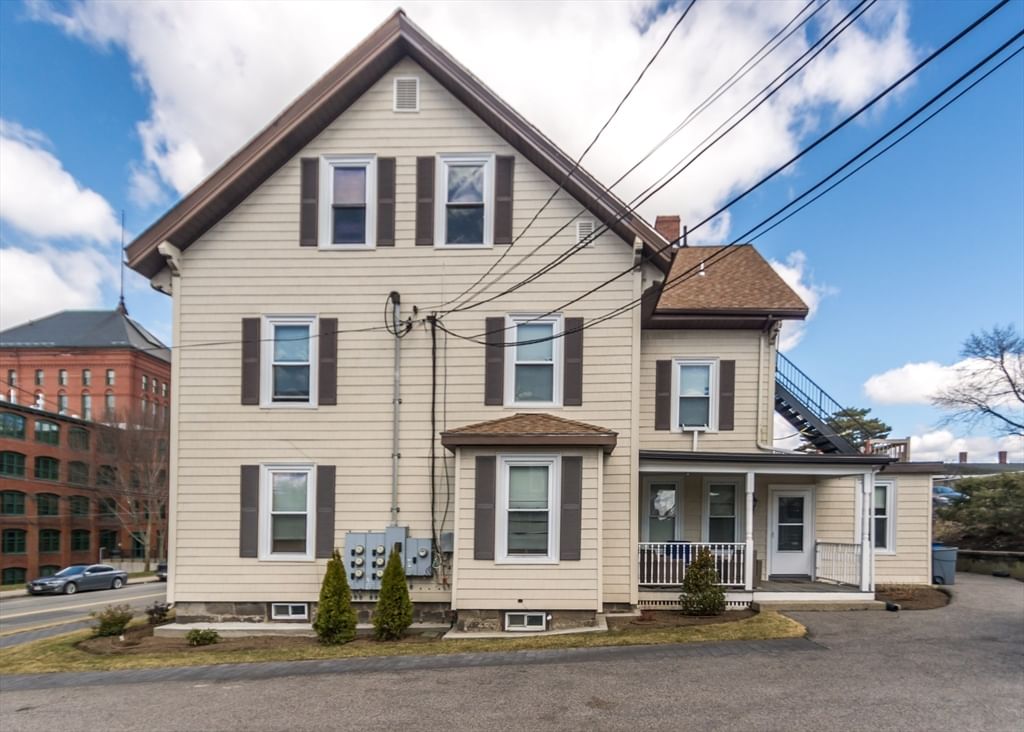 252-254 Crescent Street Waltham — Photo 21 of 23