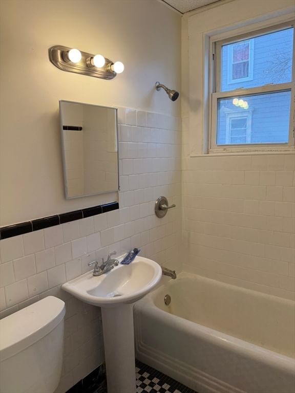 229 Jackson St Lawrence — Photo 15 of 38