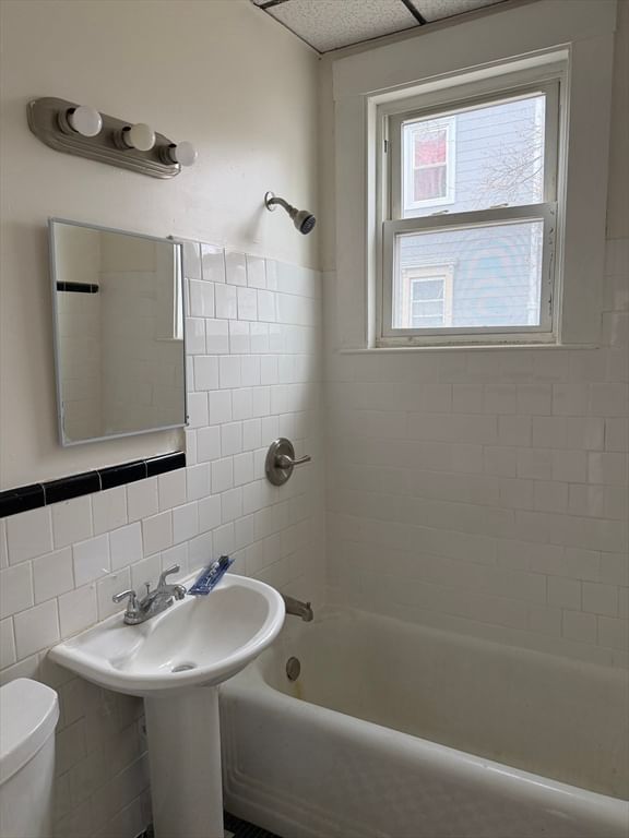 229 Jackson St Lawrence — Photo 16 of 38