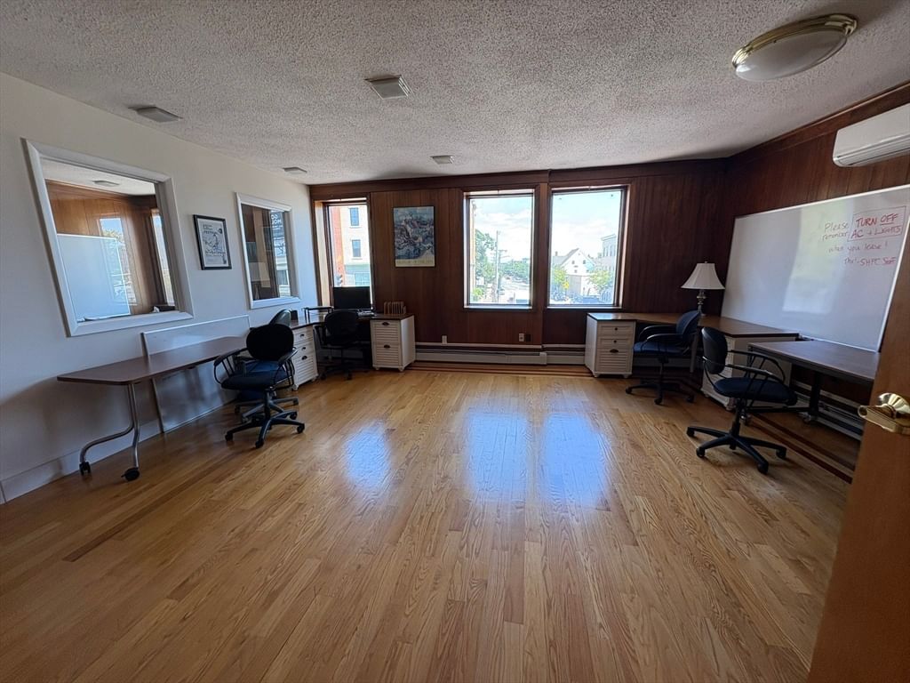324 Broadway #2 Somerville — Photo 1 of 9