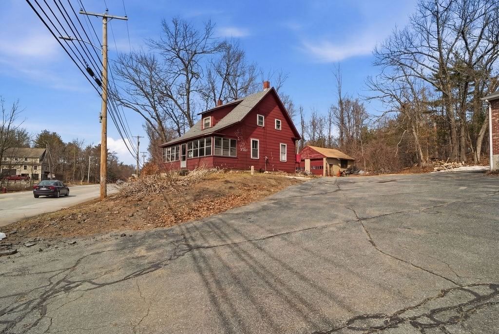 285 Middlesex Rd Tyngsborough — Photo 10 of 17