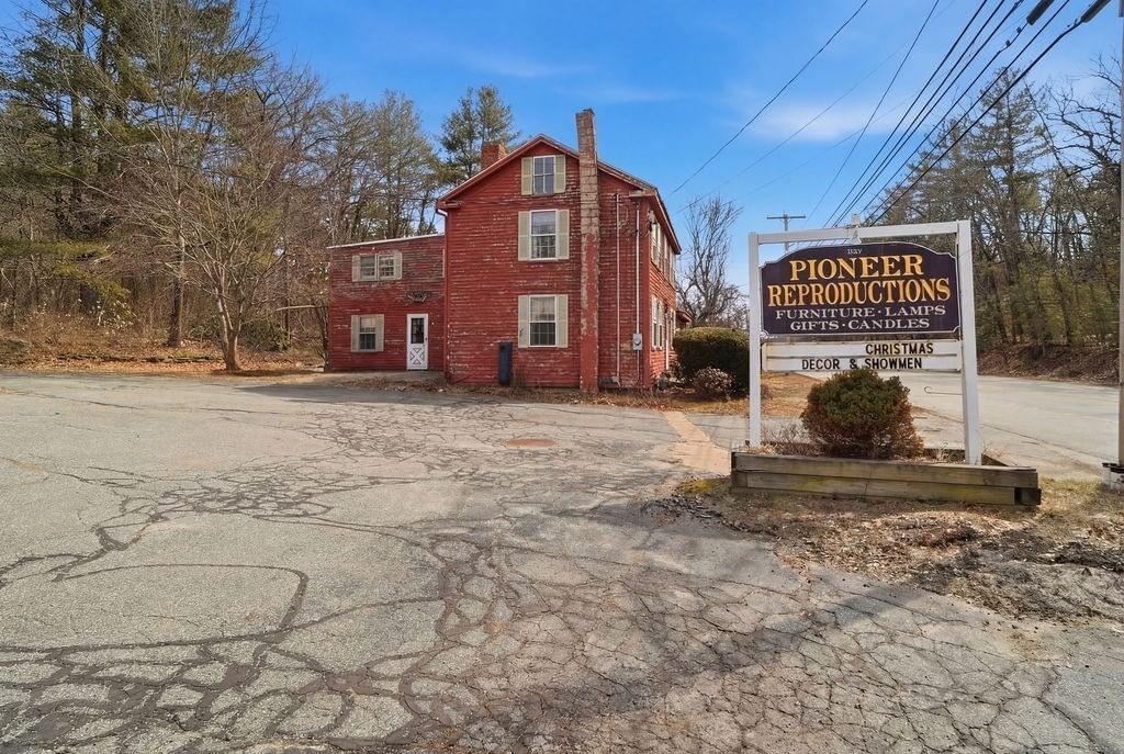 285 Middlesex Rd Tyngsborough — Photo 11 of 17