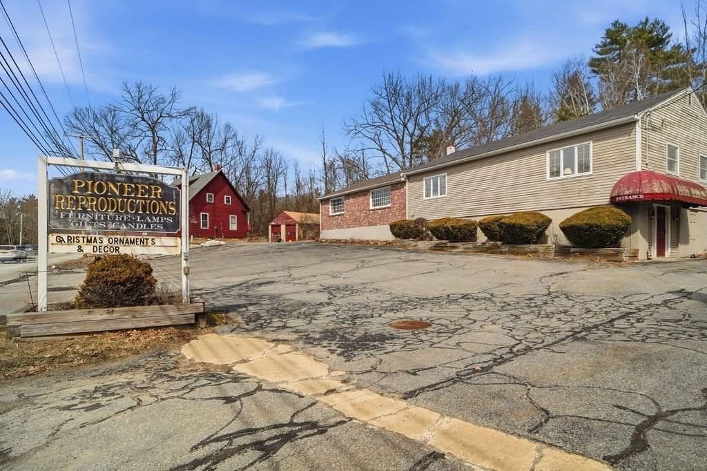 285 Middlesex Rd Tyngsborough — Photo 13 of 17