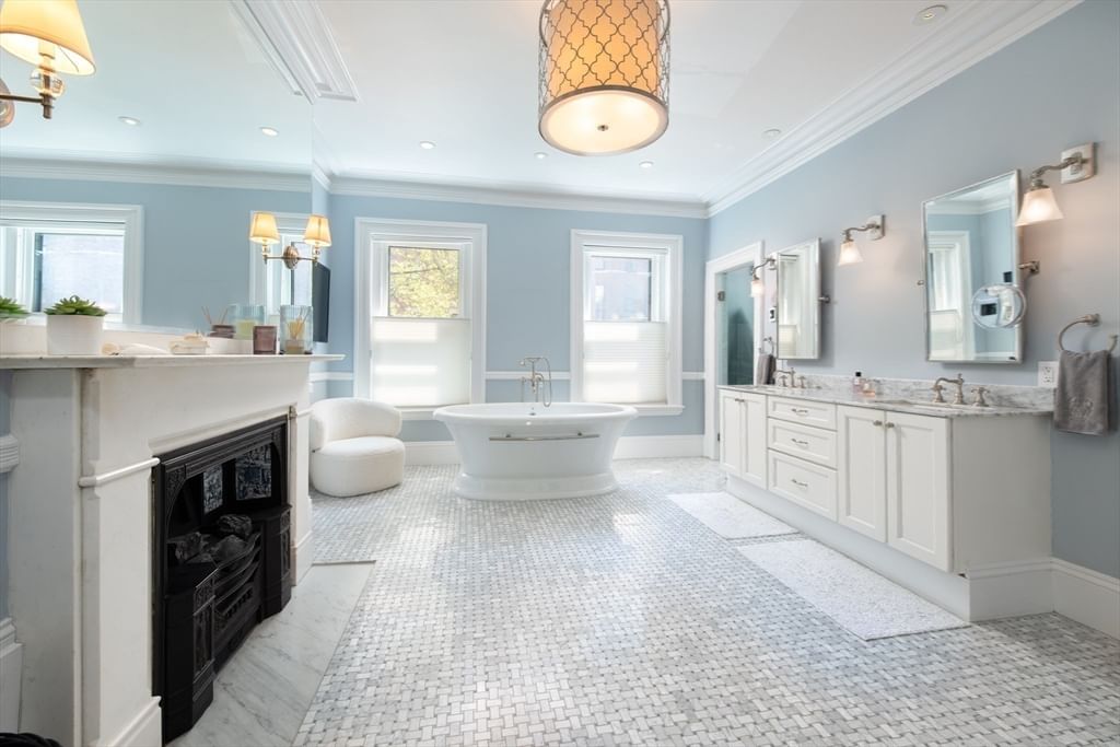 340 Marlborough St Boston — Photo 21 of 42