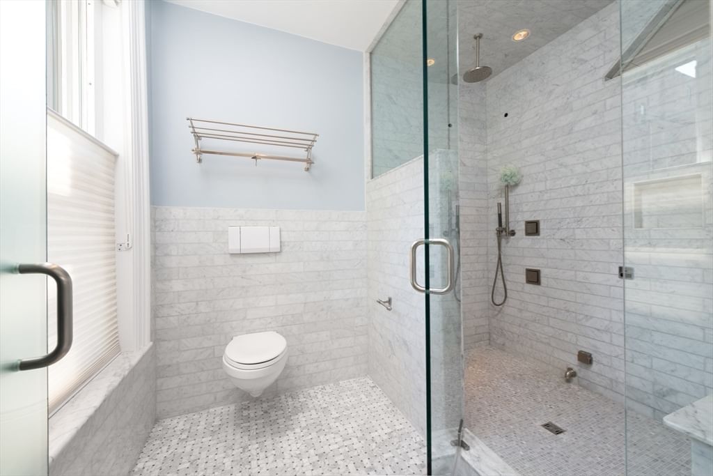 340 Marlborough St Boston — Photo 23 of 42