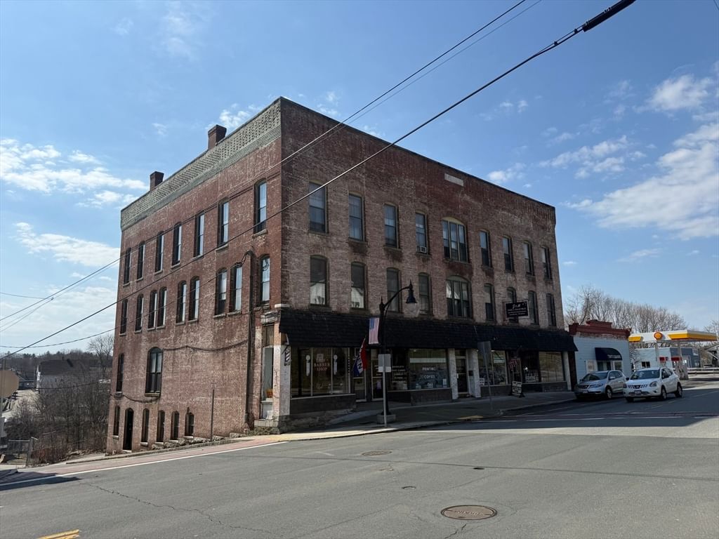 106 Main St, Spencer, MA 01562 photo 4