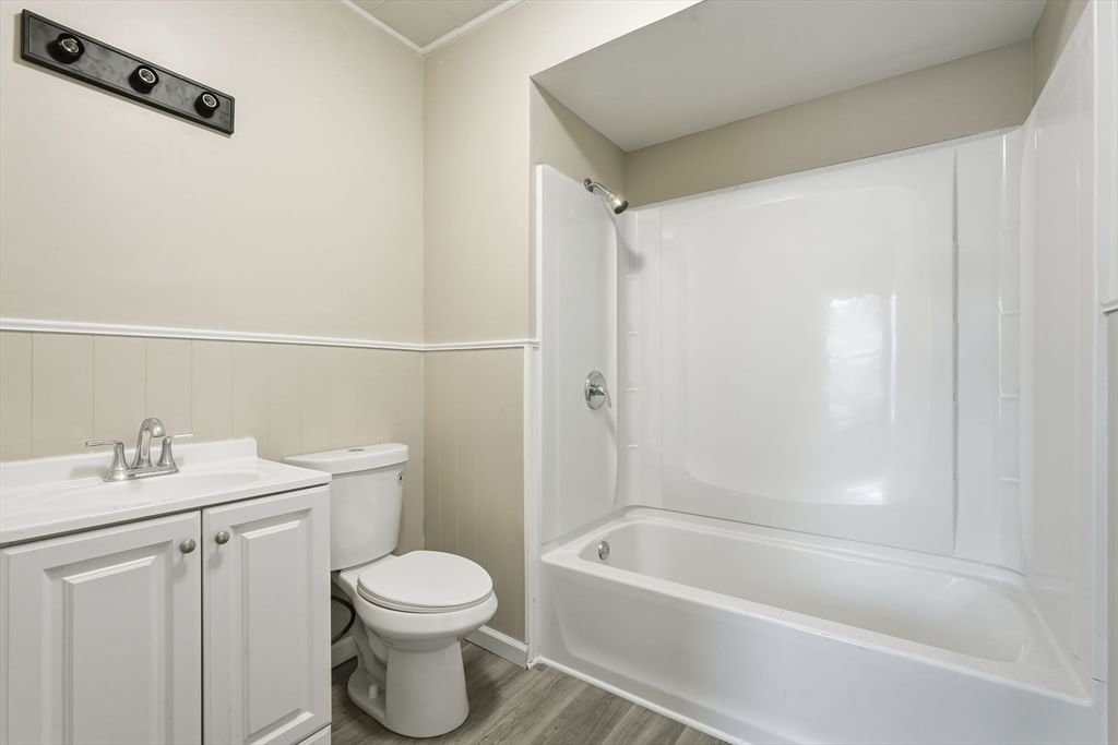 62 E Main, Erving, MA 01344 photo 4