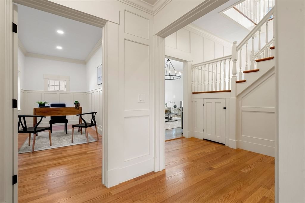 23 Ward St Woburn — Photo 12 of 41