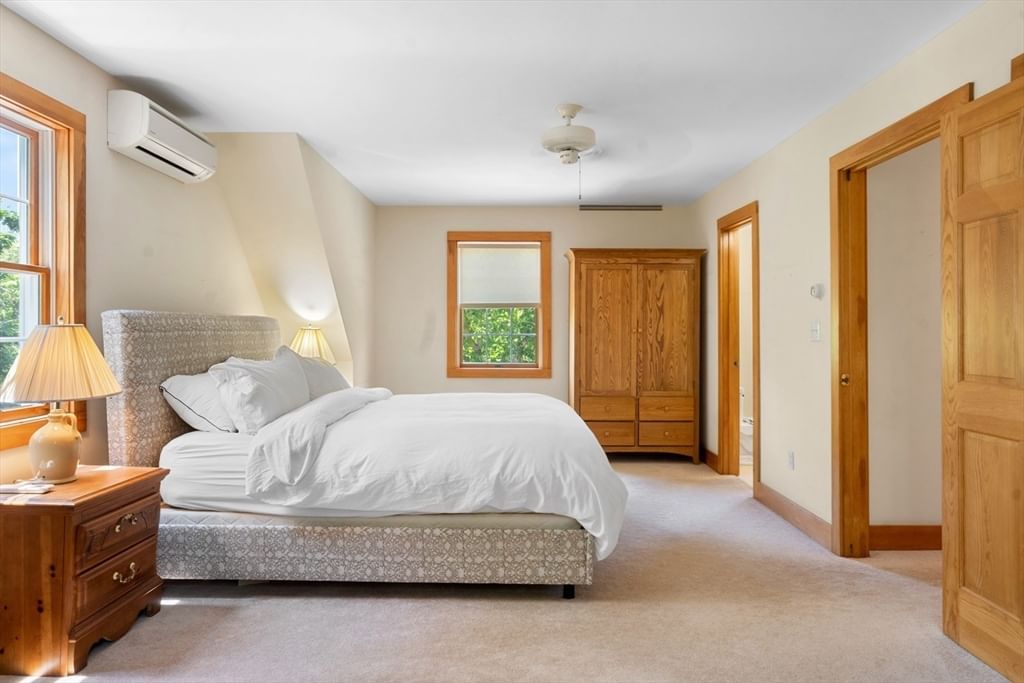 111 Charles Neck Way West Tisbury — Photo 12 of 21