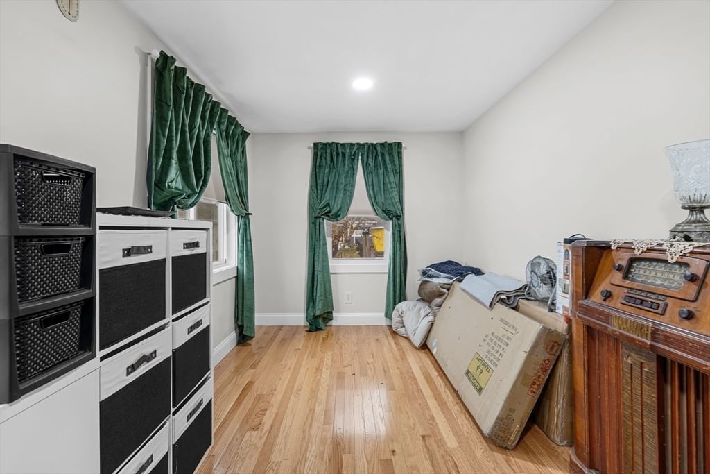 42 Everett Street Middleboro — Photo 15 of 31