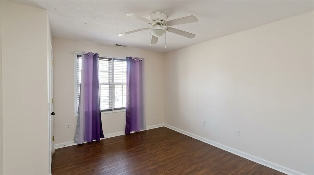 31 Acrebrook Rd Springfield — Photo 13 of 32