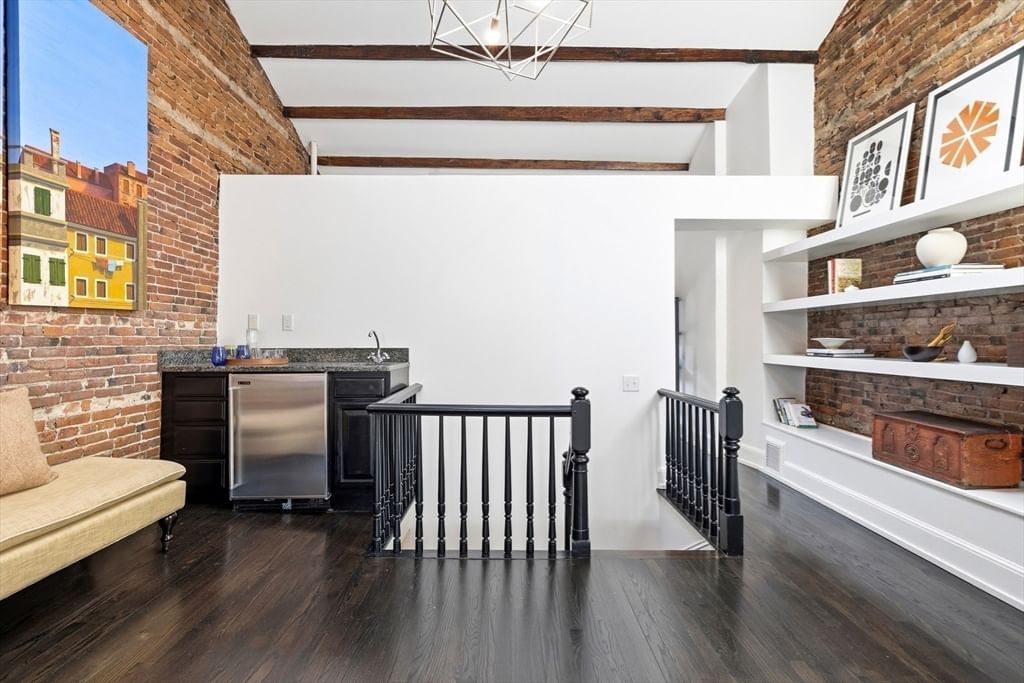 22 Joy St Boston — Photo 17 of 40