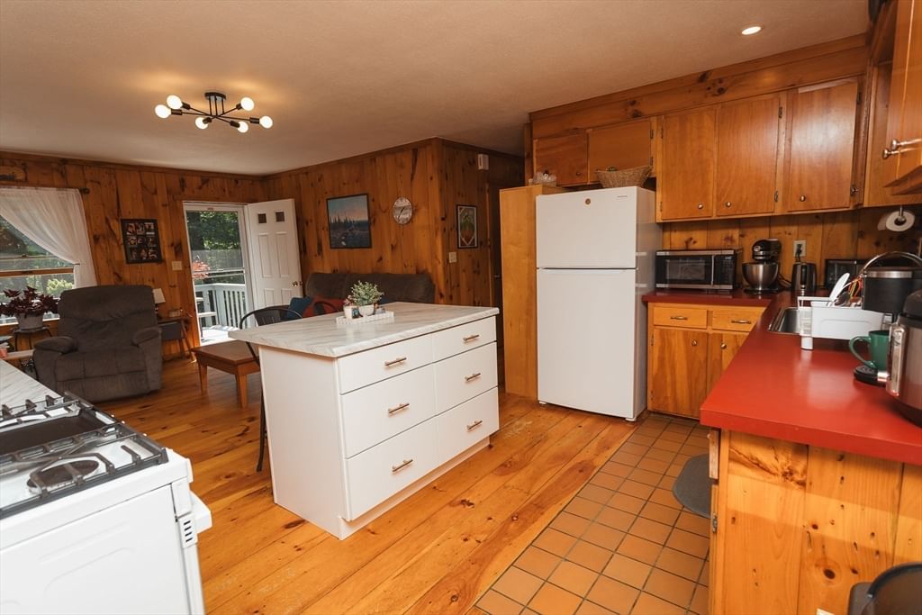 90 West Hawley Rd, Hawley, MA 01339 photo 2