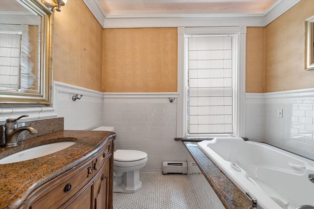 14 Maple Street, Sturbridge, MA 01566 photo 5