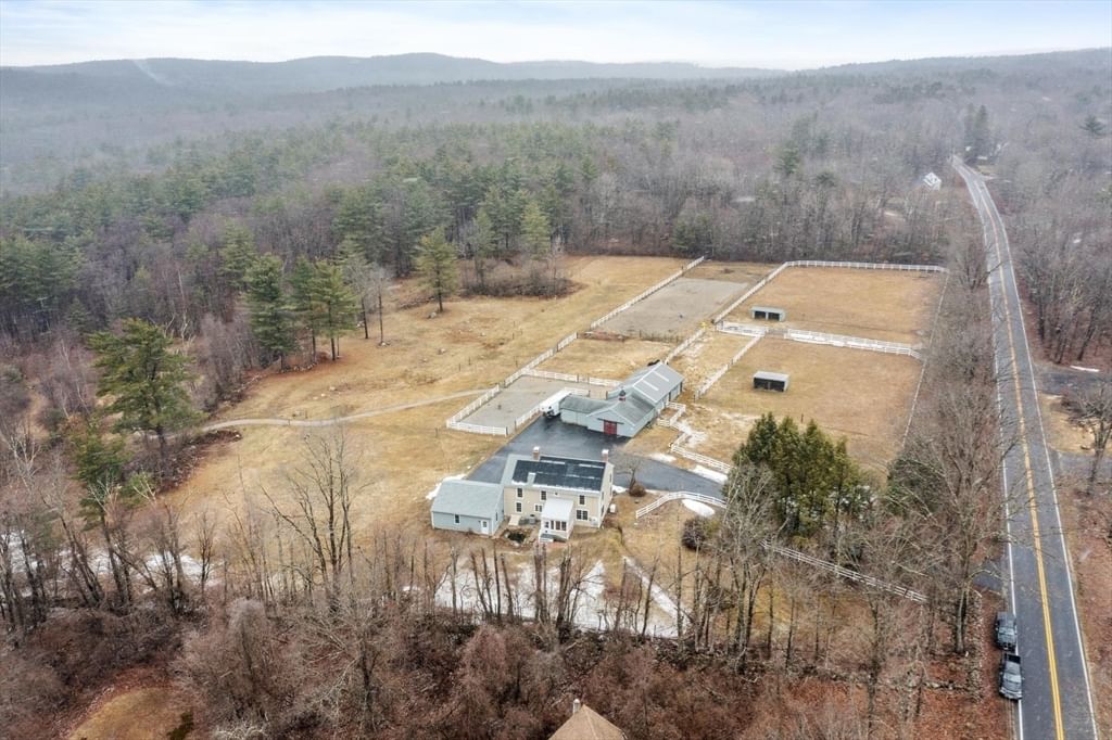 190 Hardwick, Petersham, MA 01366 photo 4