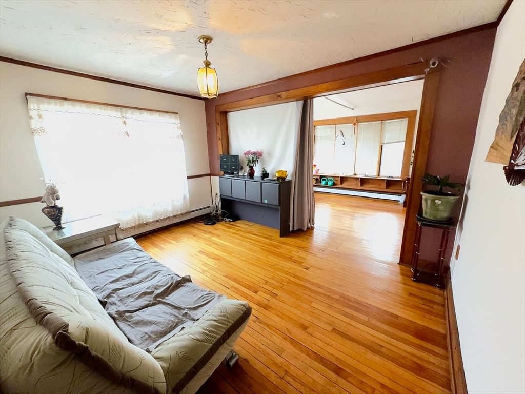 328 Brooks St Worcester — Photo 11 of 32