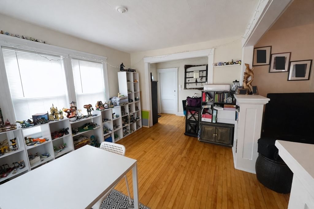 328 Brooks St Worcester — Photo 18 of 32