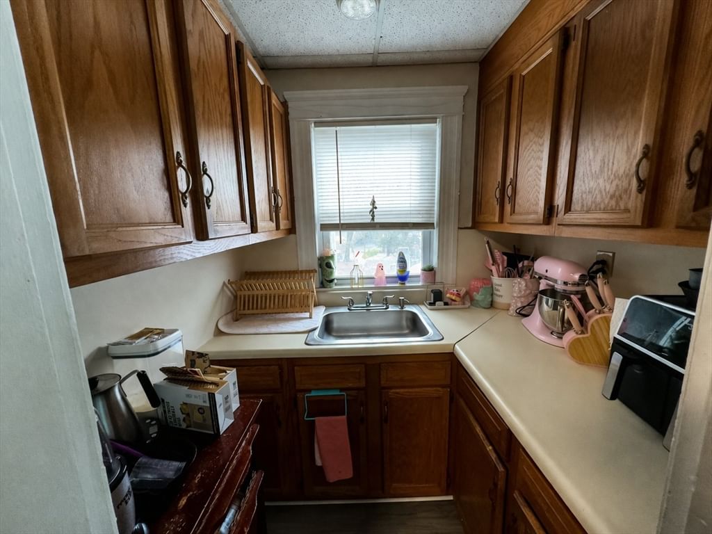 328 Brooks St Worcester — Photo 21 of 32