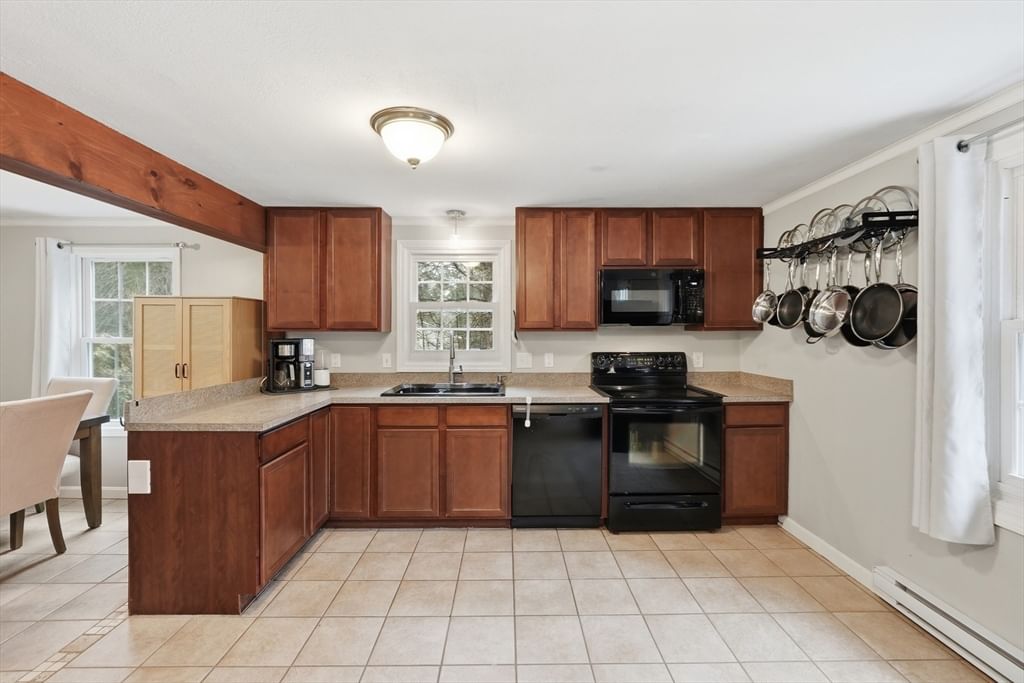 117 Draper Rd, East Brookfield, MA 01515 photo 2