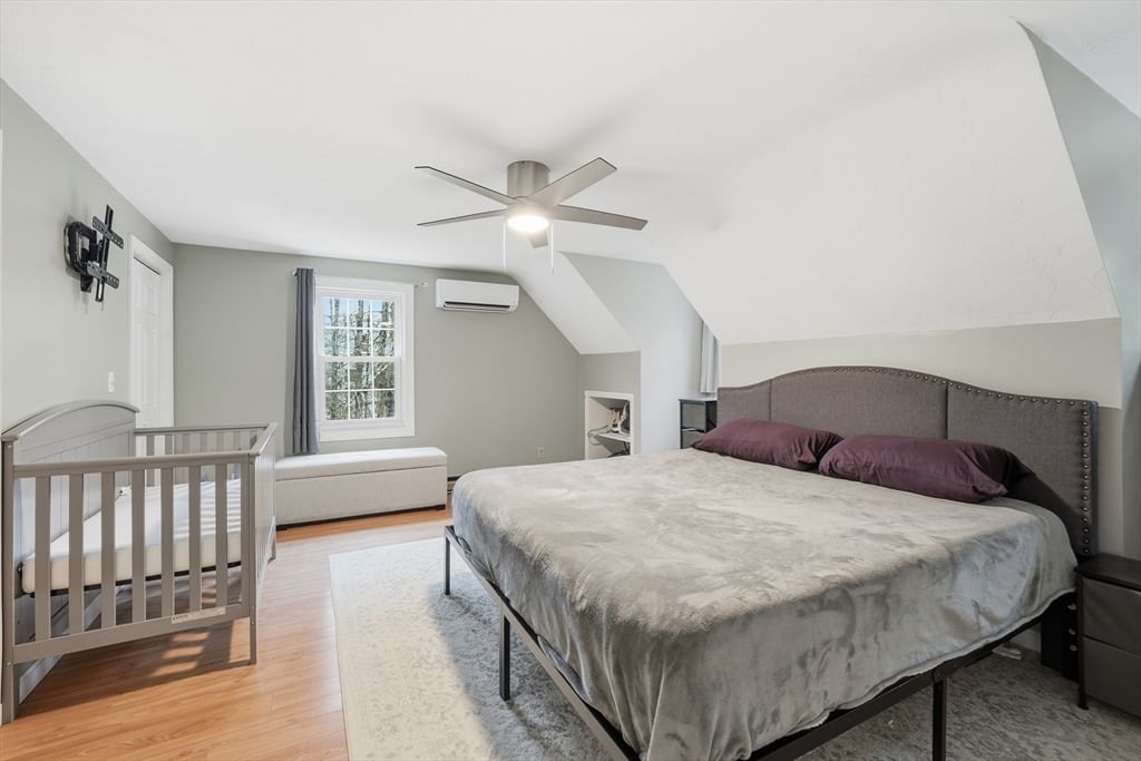 117 Draper Rd, East Brookfield, MA 01515 photo 3