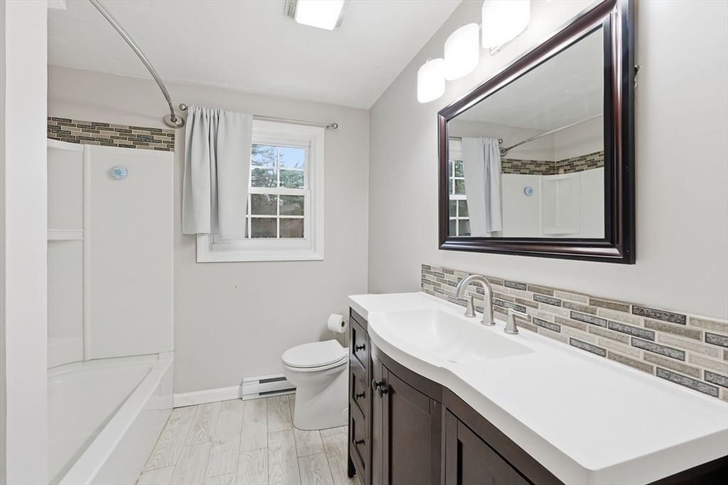 117 Draper Rd, East Brookfield, MA 01515 photo 4