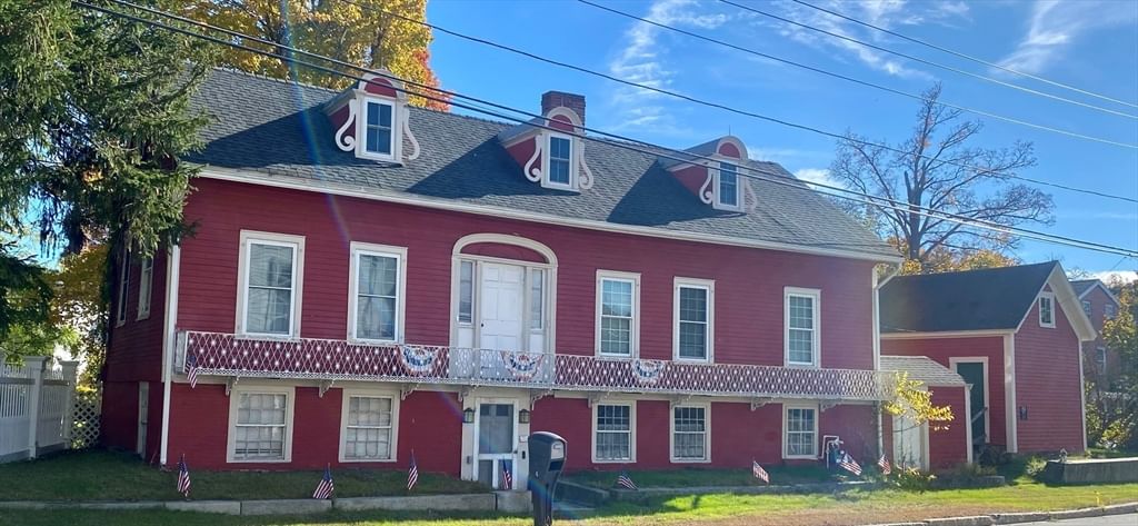 Property at 4 Townsend St, Pepperell, MA 01463