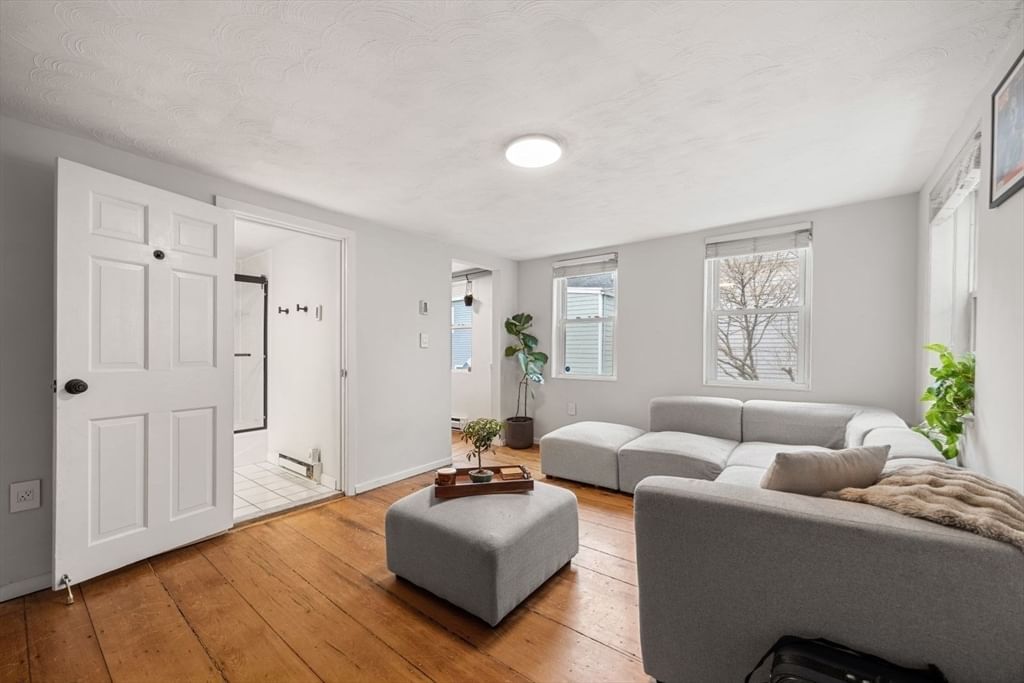 4 Mead Street Ct #0 Boston — Photo 11 of 30