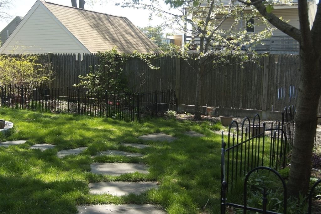 80 Linden St #80 Salem — Photo 34 of 35