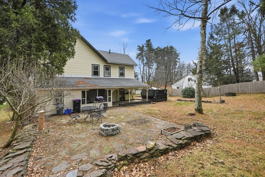 1177 Northampton St Holyoke — Photo 27 of 29