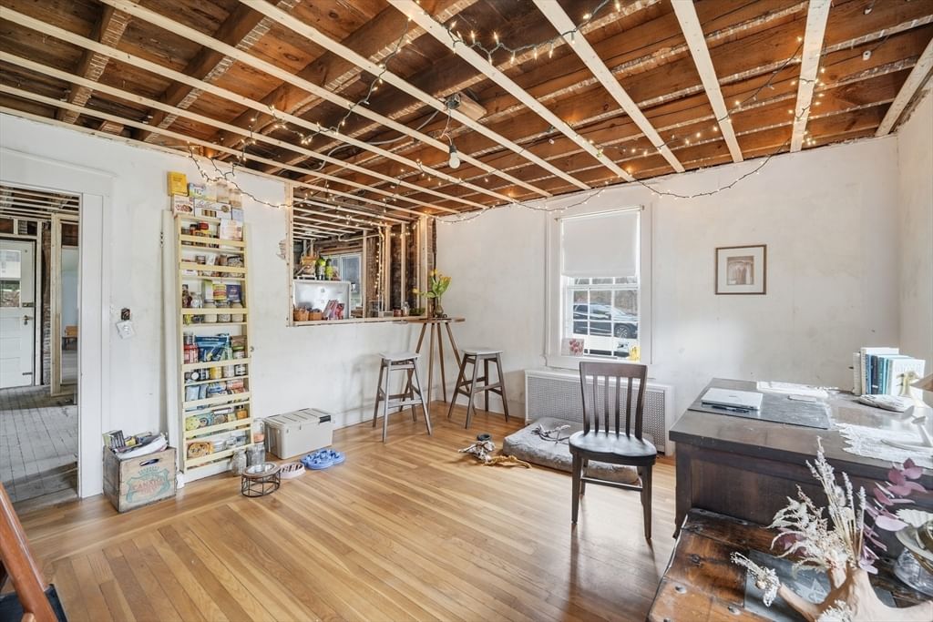 1177 Northampton St Holyoke — Photo 8 of 29