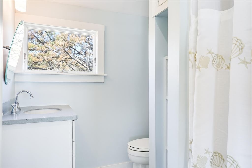 175 Cliff Road Wellfleet — Photo 16 of 42