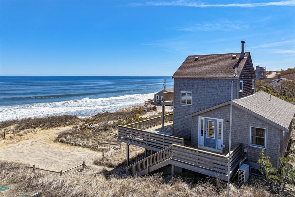 175 Cliff Road Wellfleet — Photo 29 of 42