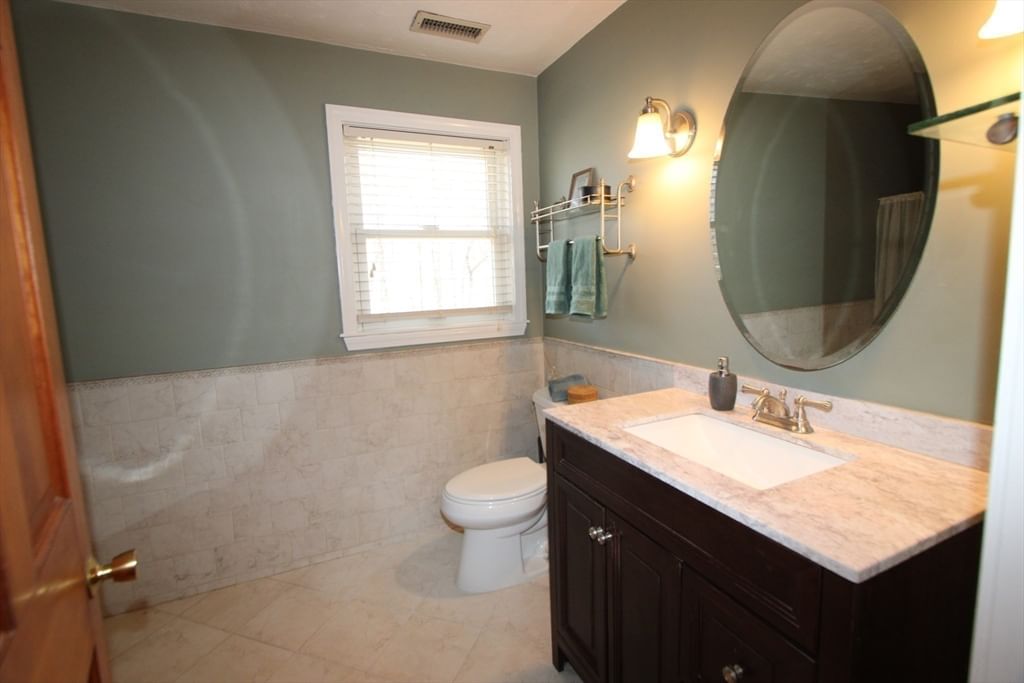 32 Sibley Rd Sutton — Photo 11 of 26