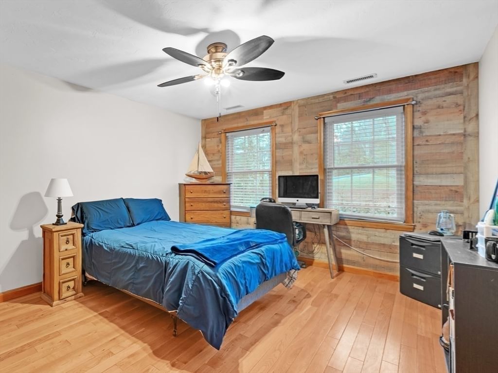 32 Sibley Rd Sutton — Photo 14 of 26