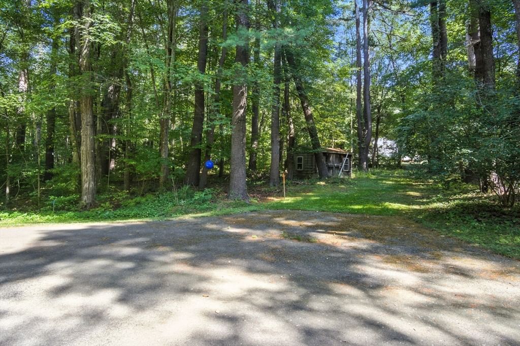 27 Pleasant St, West Newbury, MA 01985 photo 2