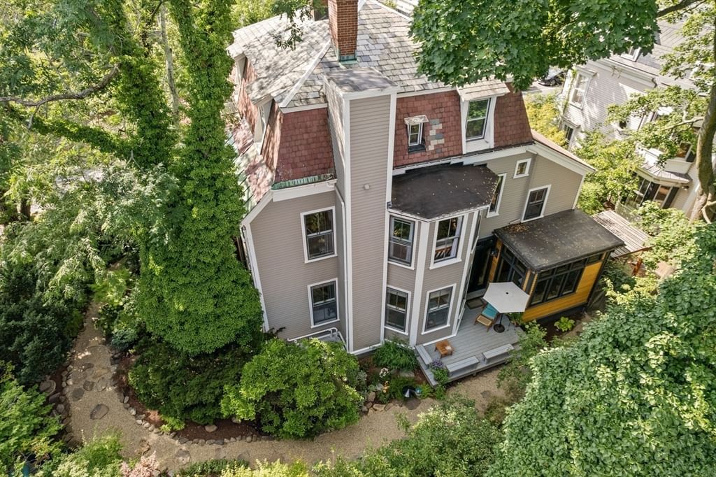 32 Hawthorn St Cambridge — Photo 39 of 42