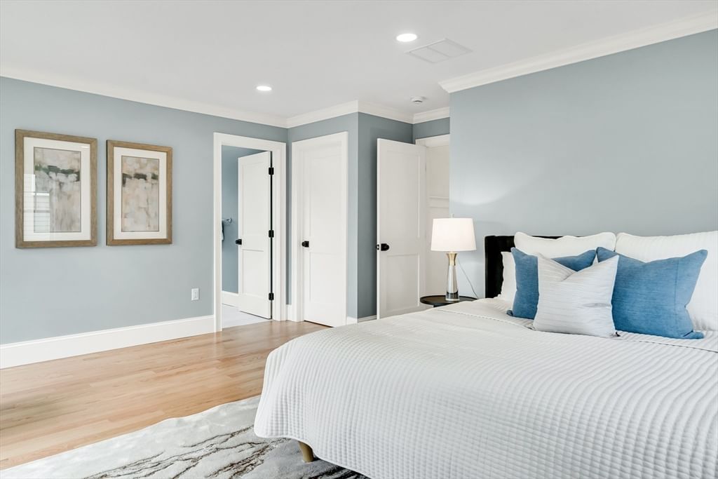 232 Lincoln Street Lexington — Photo 18 of 42