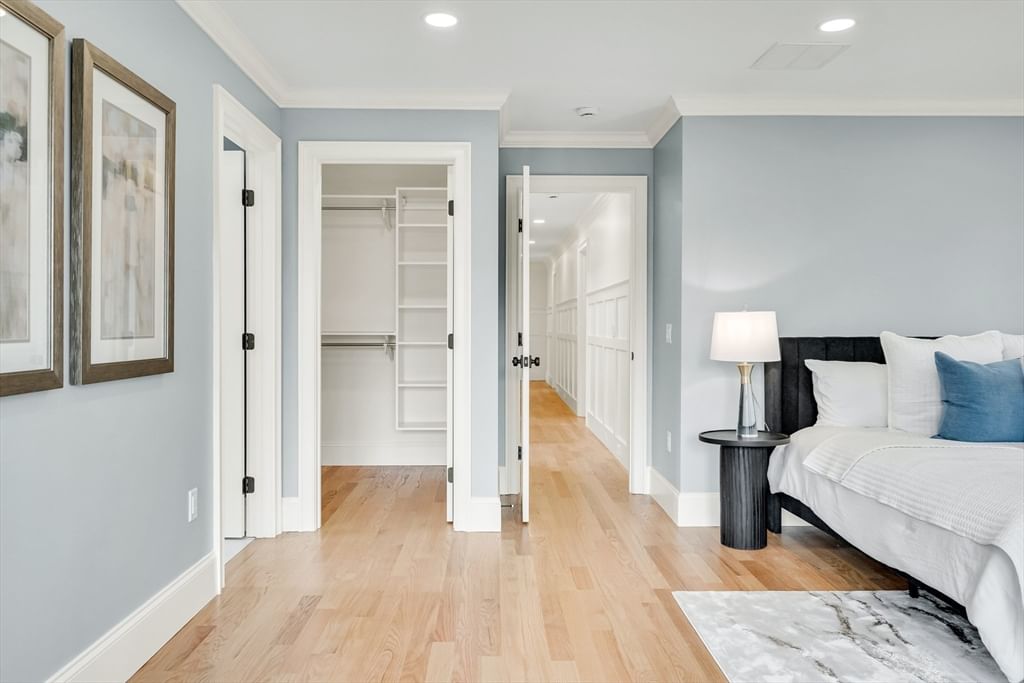 232 Lincoln Street Lexington — Photo 19 of 42