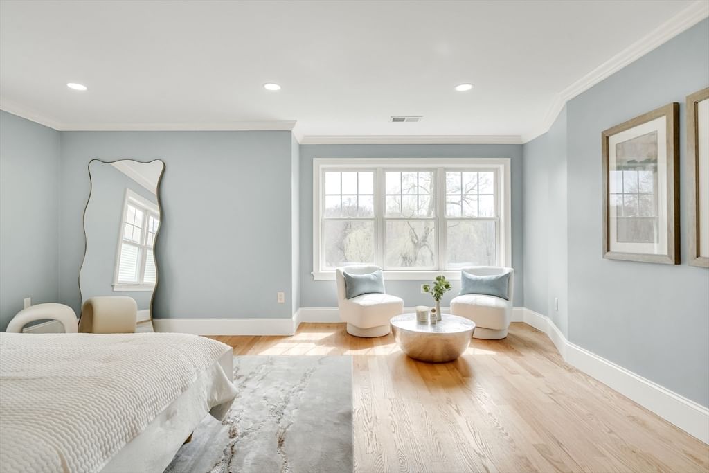 232 Lincoln Street Lexington — Photo 20 of 42
