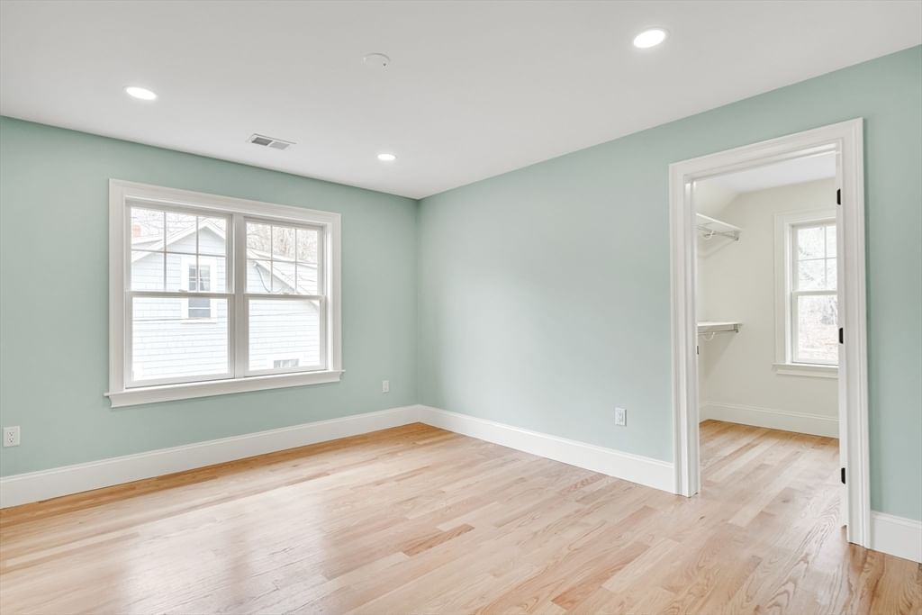 232 Lincoln Street Lexington — Photo 26 of 42